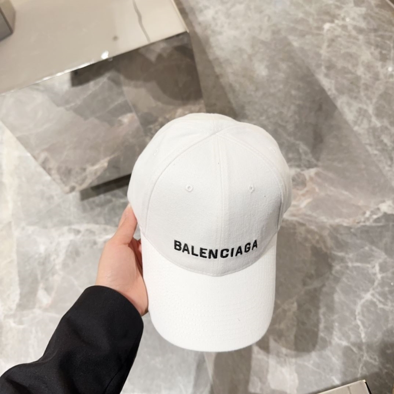 BALENCIAGA